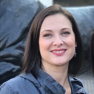 Meet your Posher, Laura